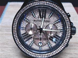 MICHAEL KORS Lady display picture 2